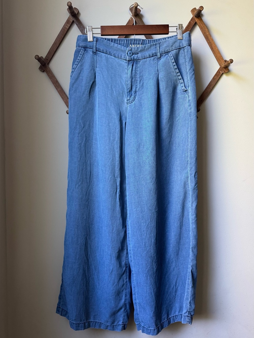 American Eagle High Rise Wide-Leg Trouser Size 6